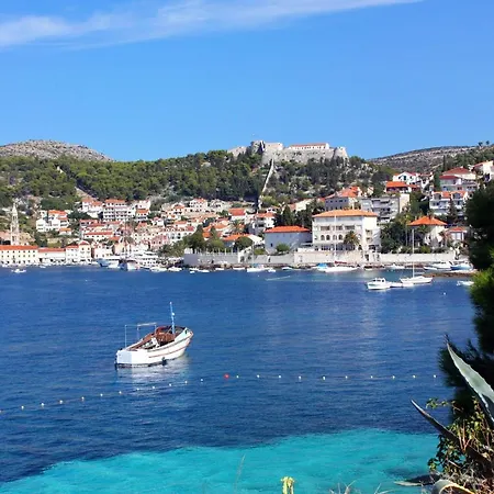 Daire Hvar 11427a